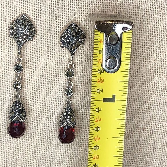 Vintage Faceted Red Garnet & Sterling Silver Marcasite Long Drop Dangle Earrings - Picture 5 of 14